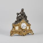 1267 7403 TABLE CLOCK